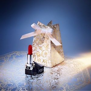 ✨NEW✨ DIOR Rouge Lipstick Holiday Velvet 999